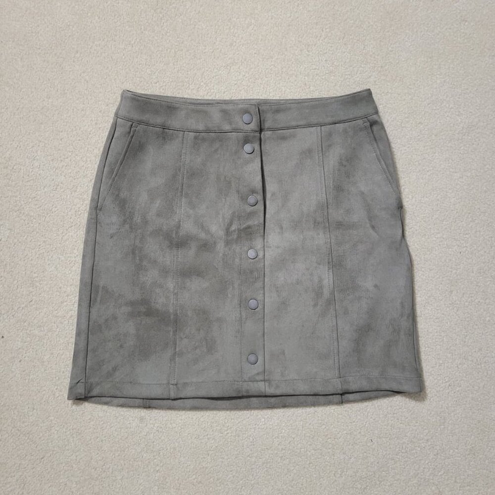Vero Moda Gray Suede Mini Skirt, Size Medium